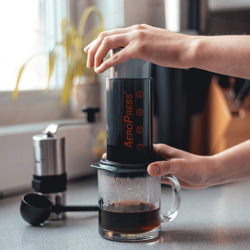 Hoặc Aeropress